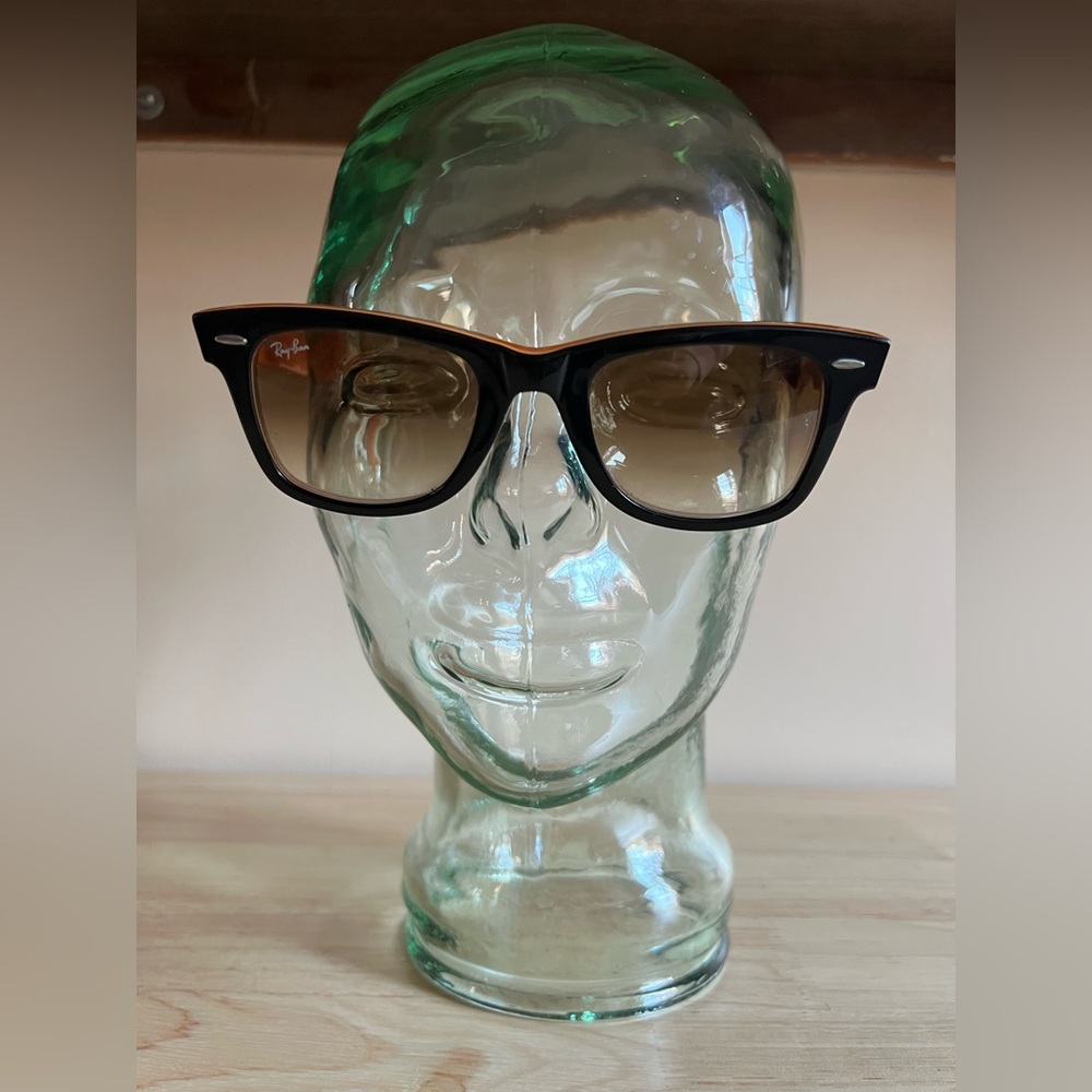 Ray-Ban Wayfarer Sunglasses